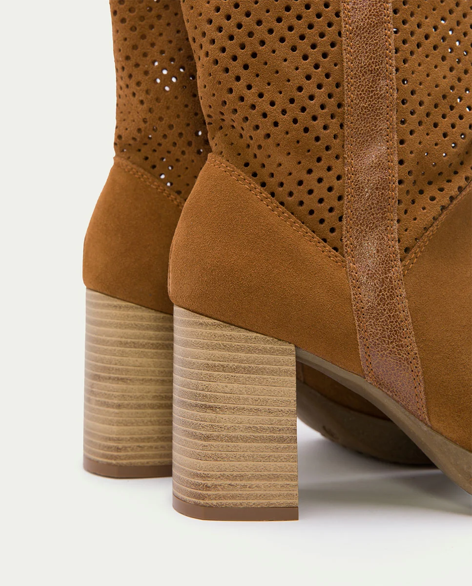 BOTA ALTA TACÓN SERRAJE CUERO NOEMI - Image 4