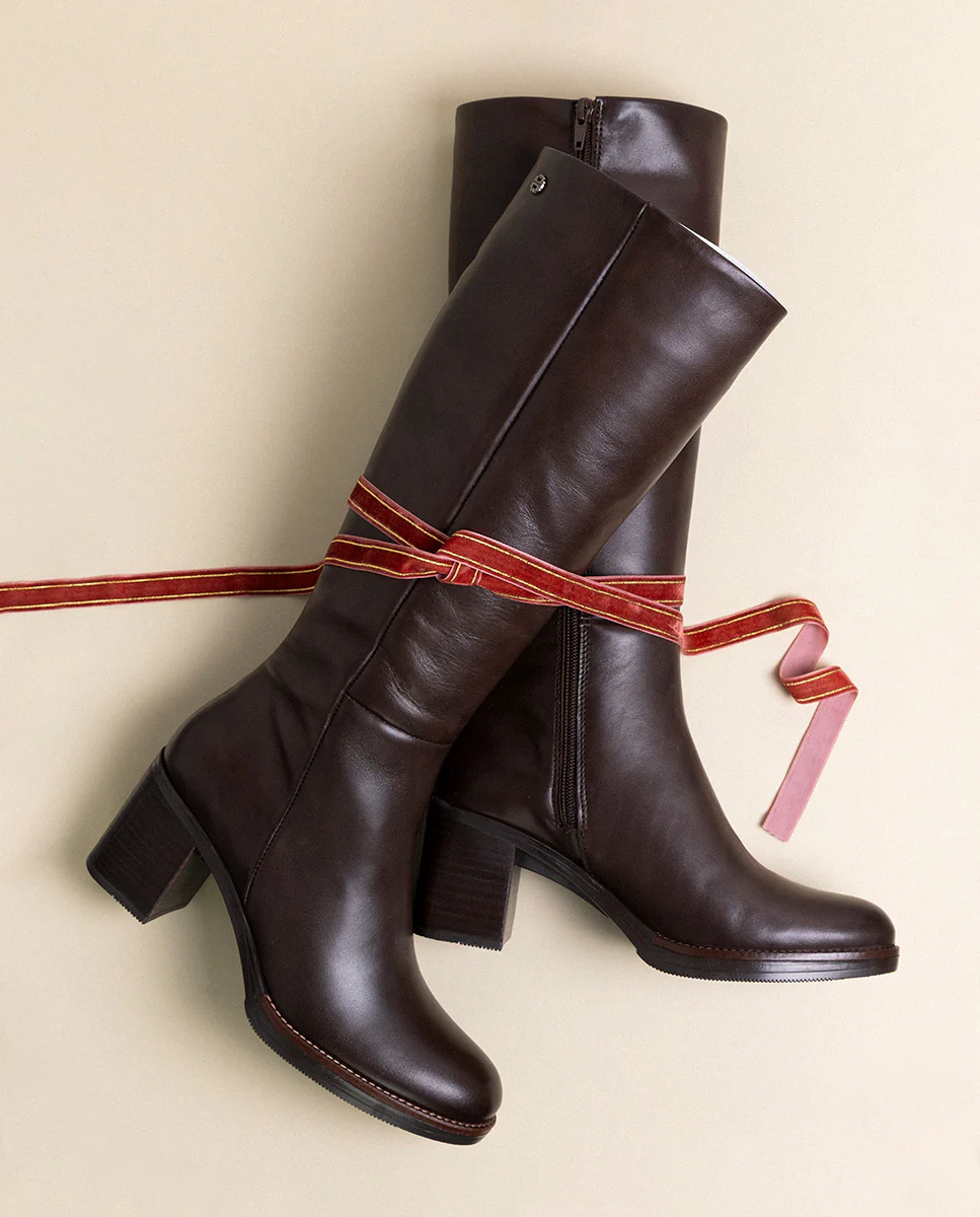 BOTAS DE PIEL DE TACÓN MOKA RITA - Image 3