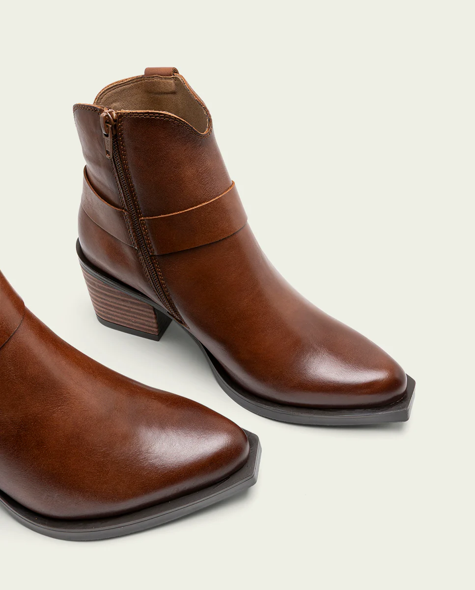 BOTINES COWBOY DE PIEL CUERO CON CREMALLERA FABIANA - Image 4