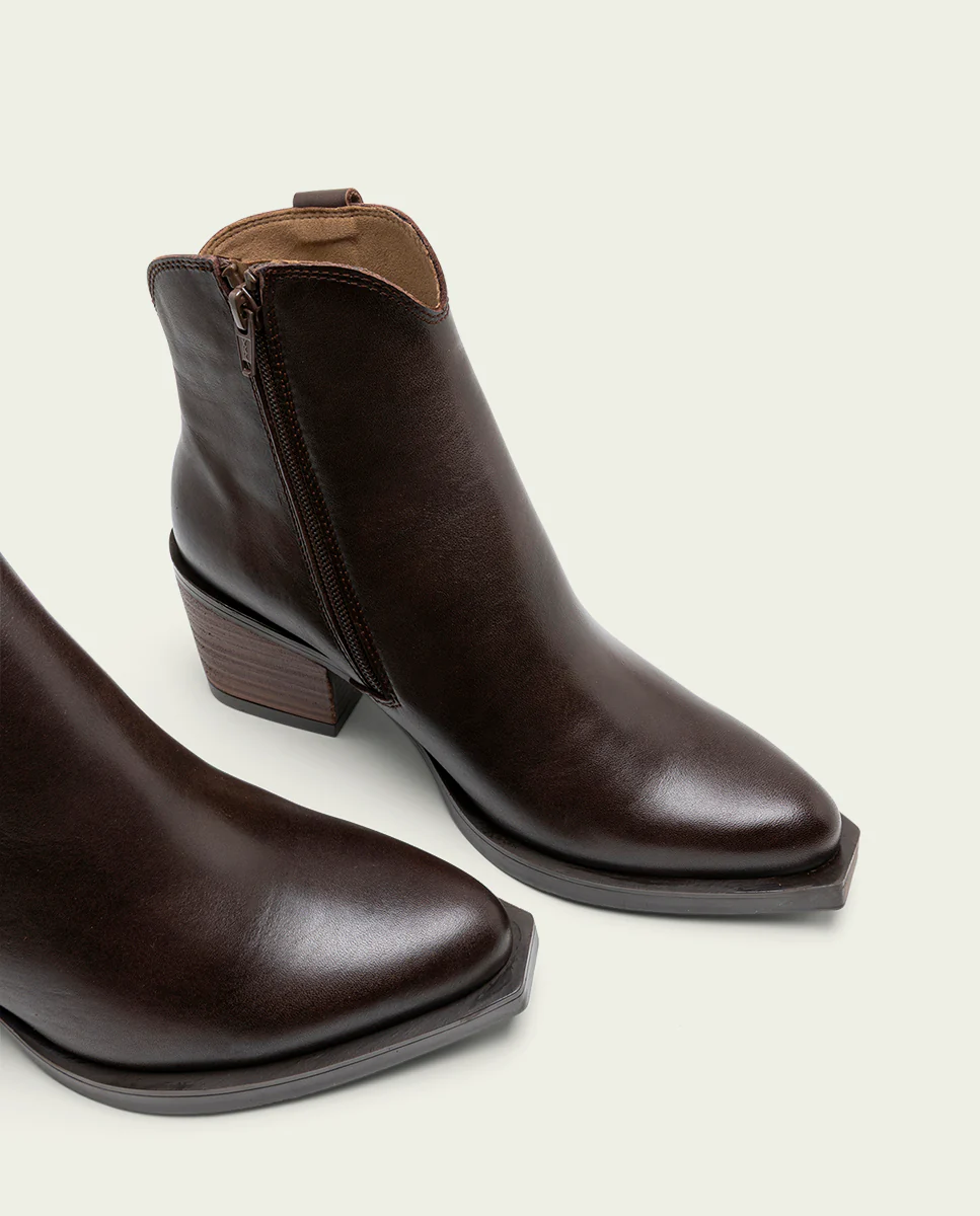 BOTINES COWBOY DE PIEL MOKA CON CREMALLERA FRIDA - Image 7