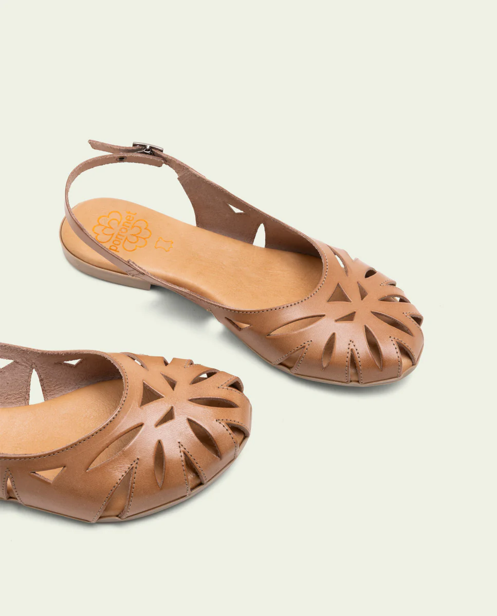 SANDALIA PLANA PIEL ANDREA TAUPE - Image 4