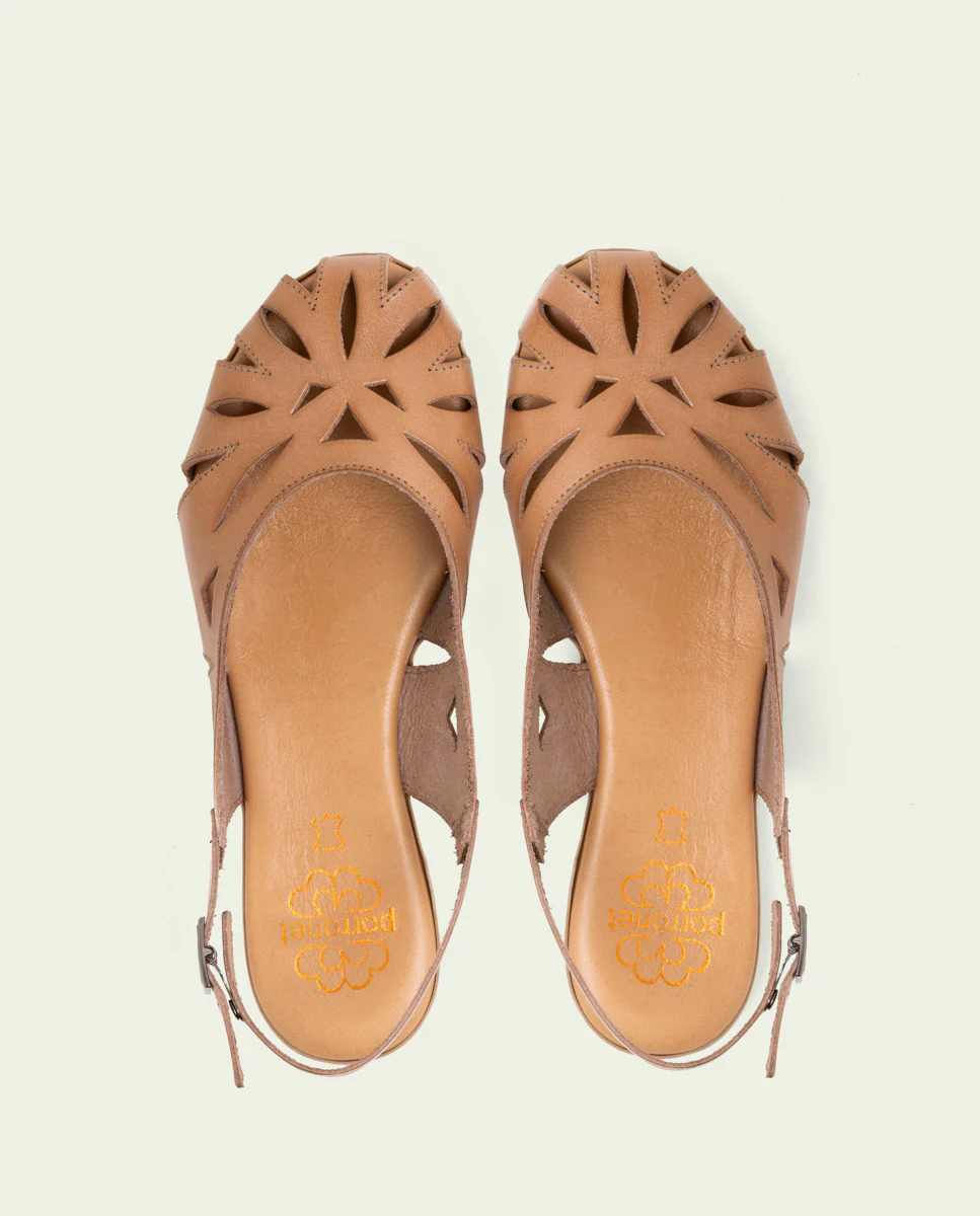 SANDALIA PLANA PIEL ANDREA TAUPE - Image 5