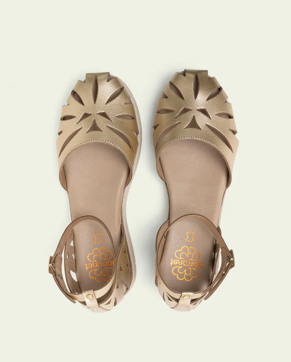 SANDALIA DE CUÑA DE PIEL FEDERICA ORO - Image 5