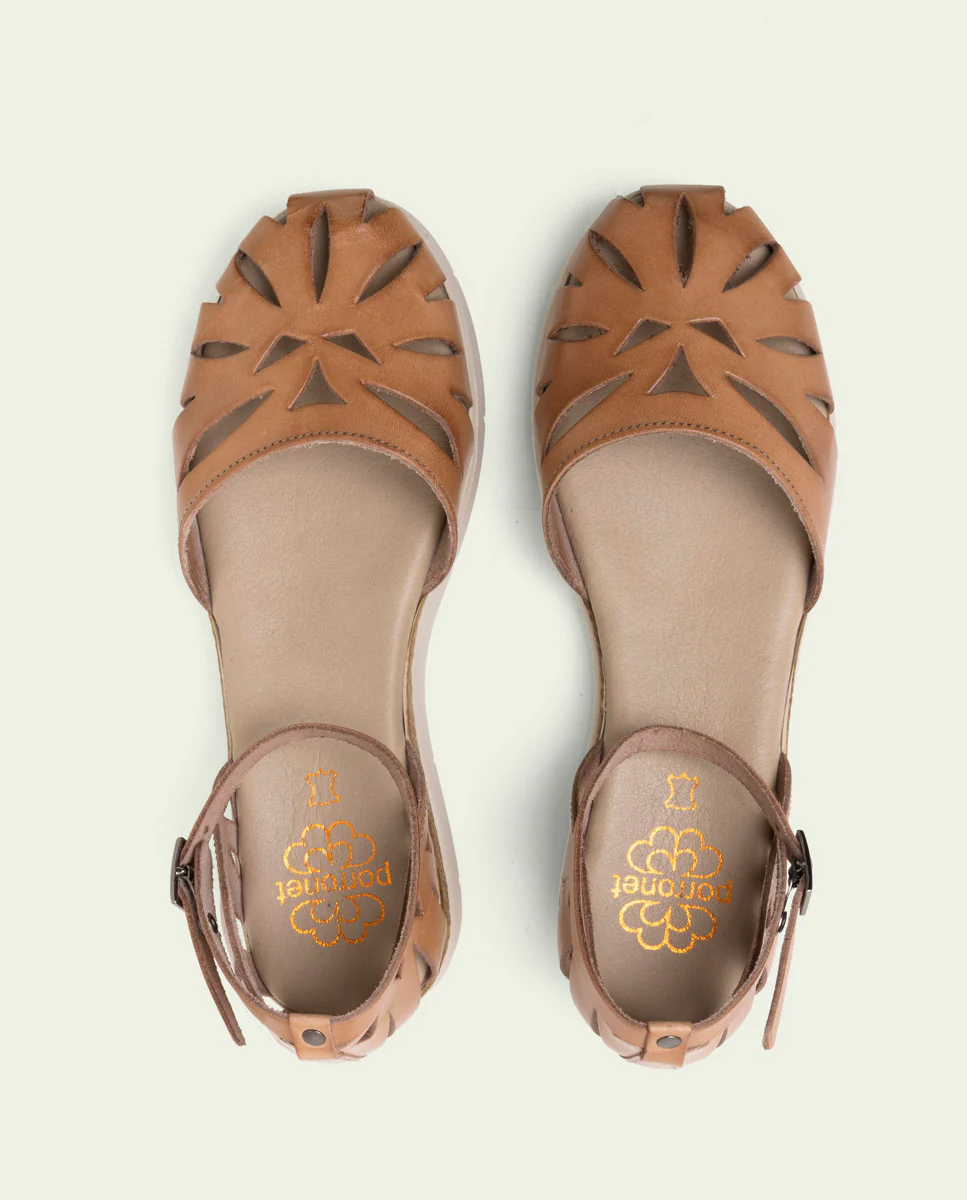 SANDALIA DE CUÑA DE PIEL FEDERICA TAUPE - Image 5